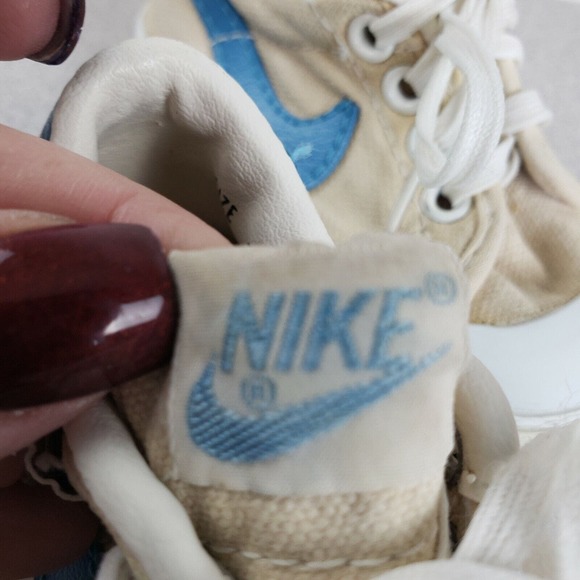 Nike Kids white canvas Comfort Round Toe Lace Up Low Top Sneaker Shoes Size 2 - Picture 5 of 6